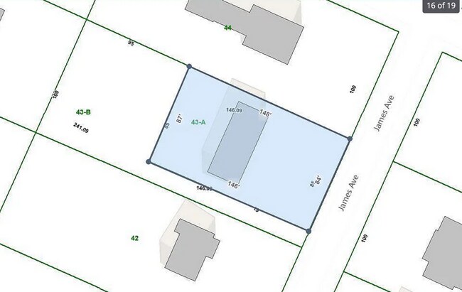 Building Photo - 935 James Ave