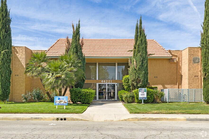 Entrance - Kingtree Avenue Senior Apartments