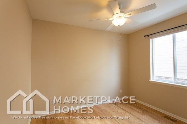Building Photo - 6293 N Ensenada Ct