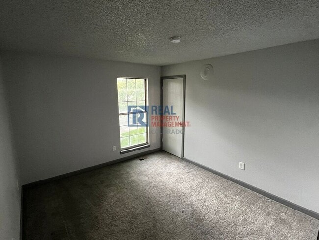 Building Photo - 3603 Bobcat Pl