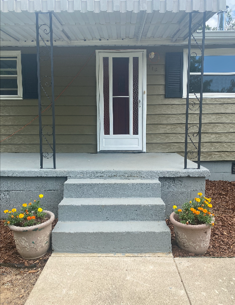 Building Photo - 3 bedroom 2 bathroom home in Asheville