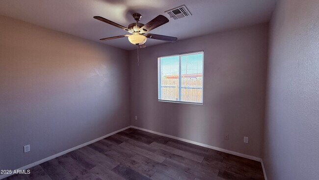 Building Photo - 1811 W Tonto St