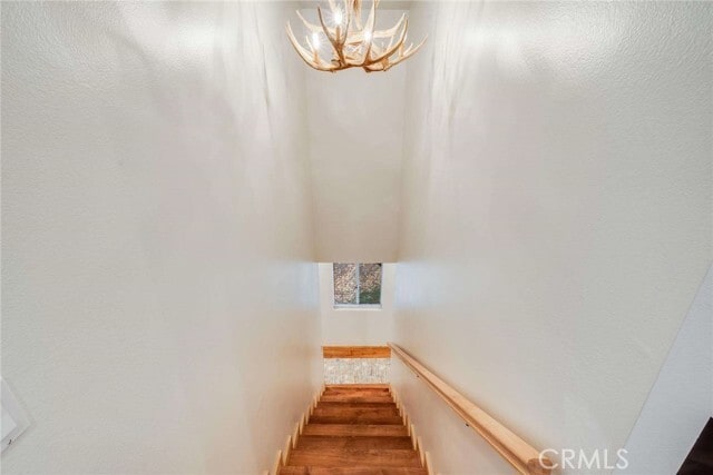 Building Photo - 513 W Victoria Ct