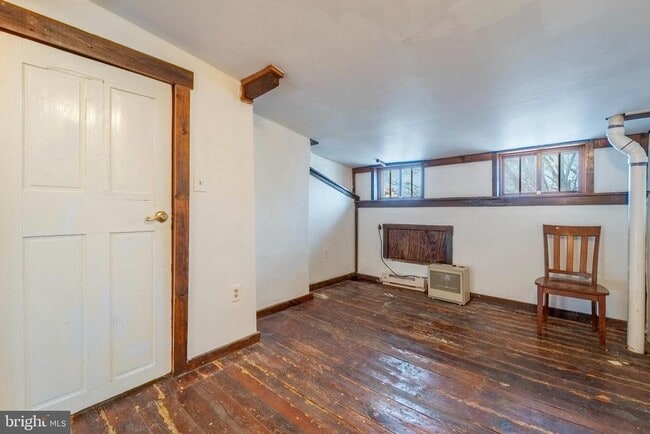 Building Photo - 914 Lemmon St