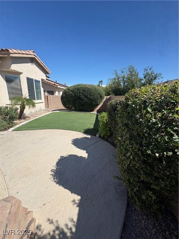 Building Photo - 8013 Alpine Fir Ave