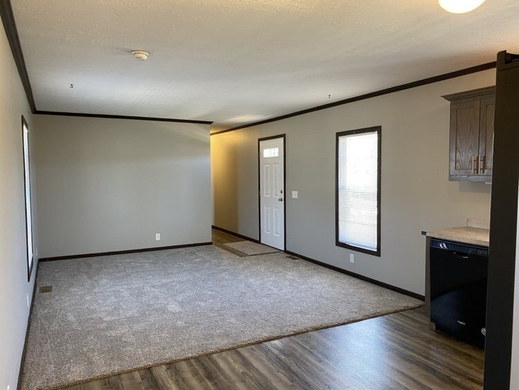 Building Photo - 10694 State Rte 762