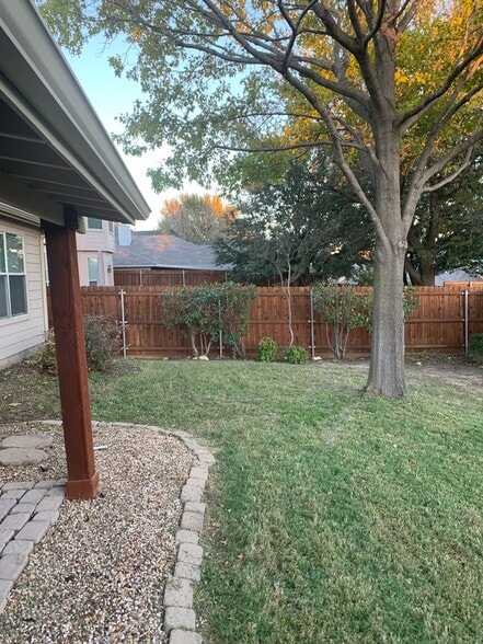 Backyard #1 - 4008 Drexmore Road