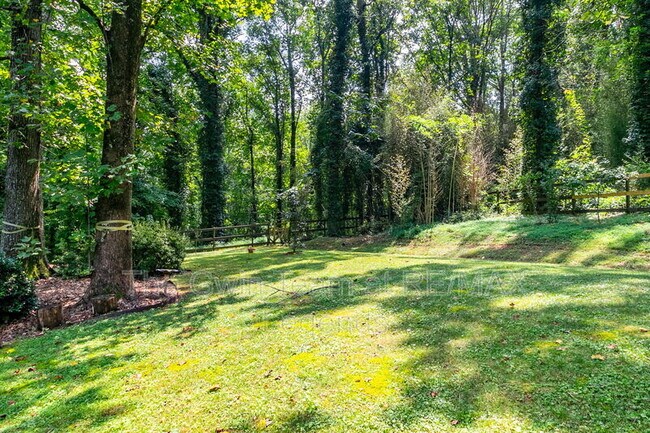 Building Photo - 4932 Rock Haven Dr SW