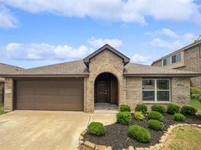 Building Photo - 816 Oriel Cir