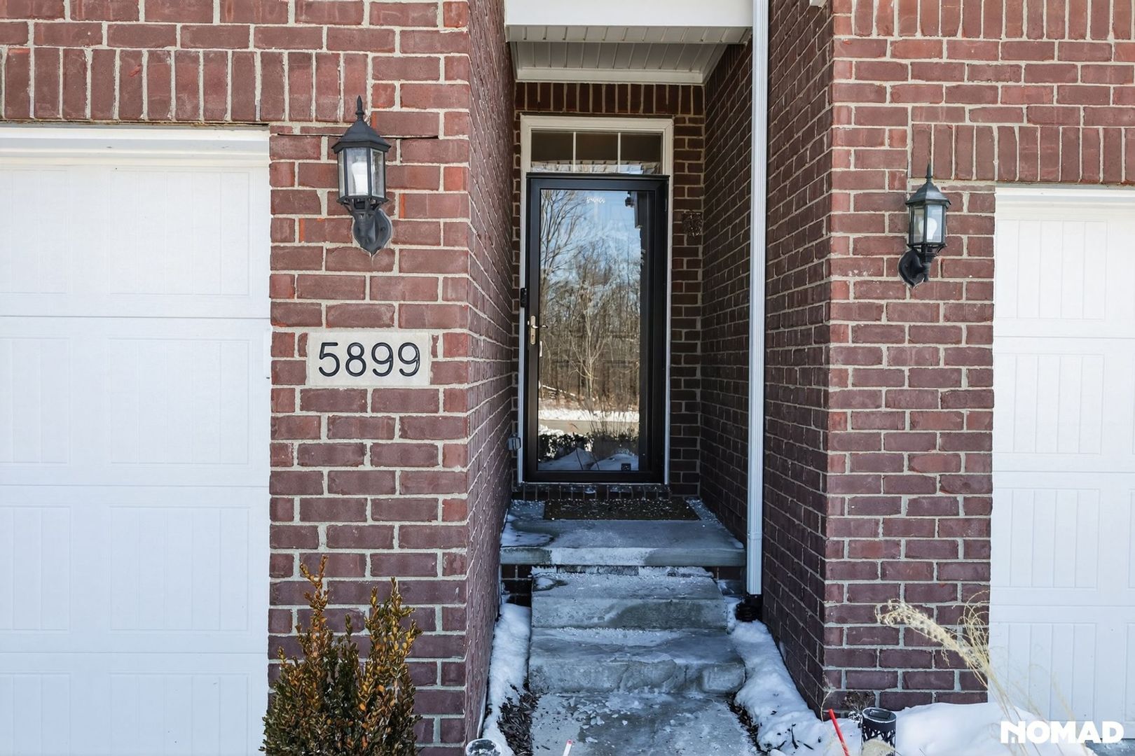 Building Photo - 5899 Whispering Springs Dr