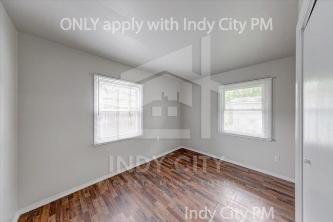 Building Photo - 3232 Normandy Rd