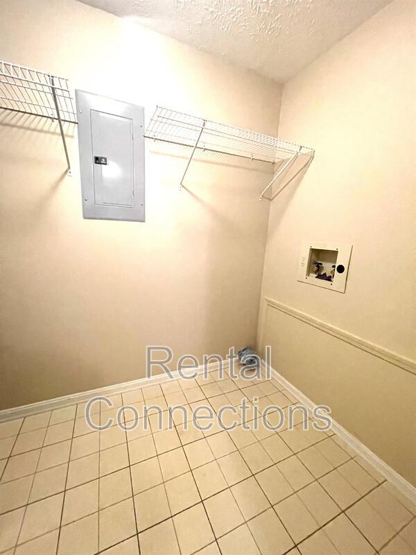 Building Photo - 715 Joseph Dr