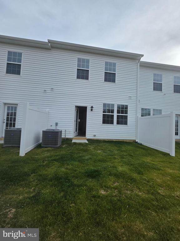 Building Photo - 57 Alexander Wy