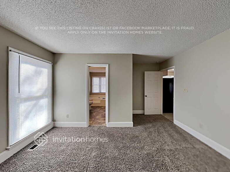 Building Photo - 9912 Spring Harvest Dr
