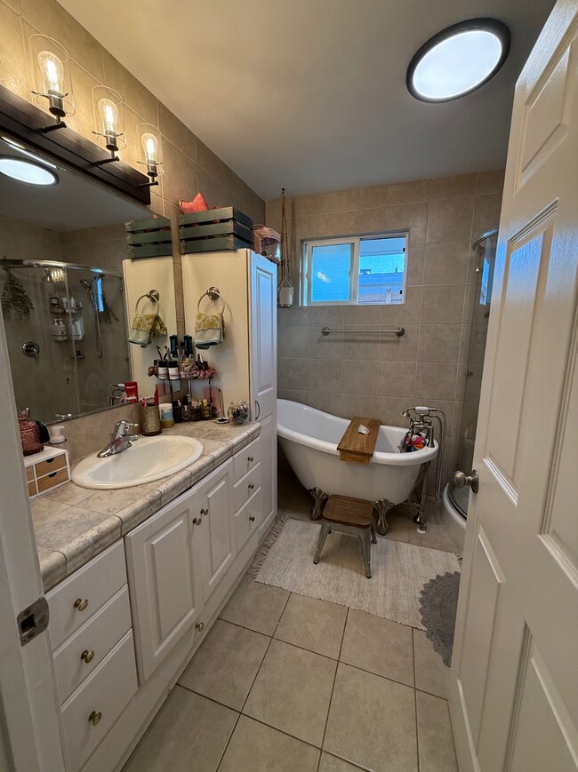 Building Photo - 3750 37th St