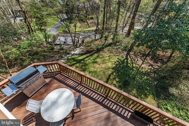 Building Photo - 2820 Ellicott St NW