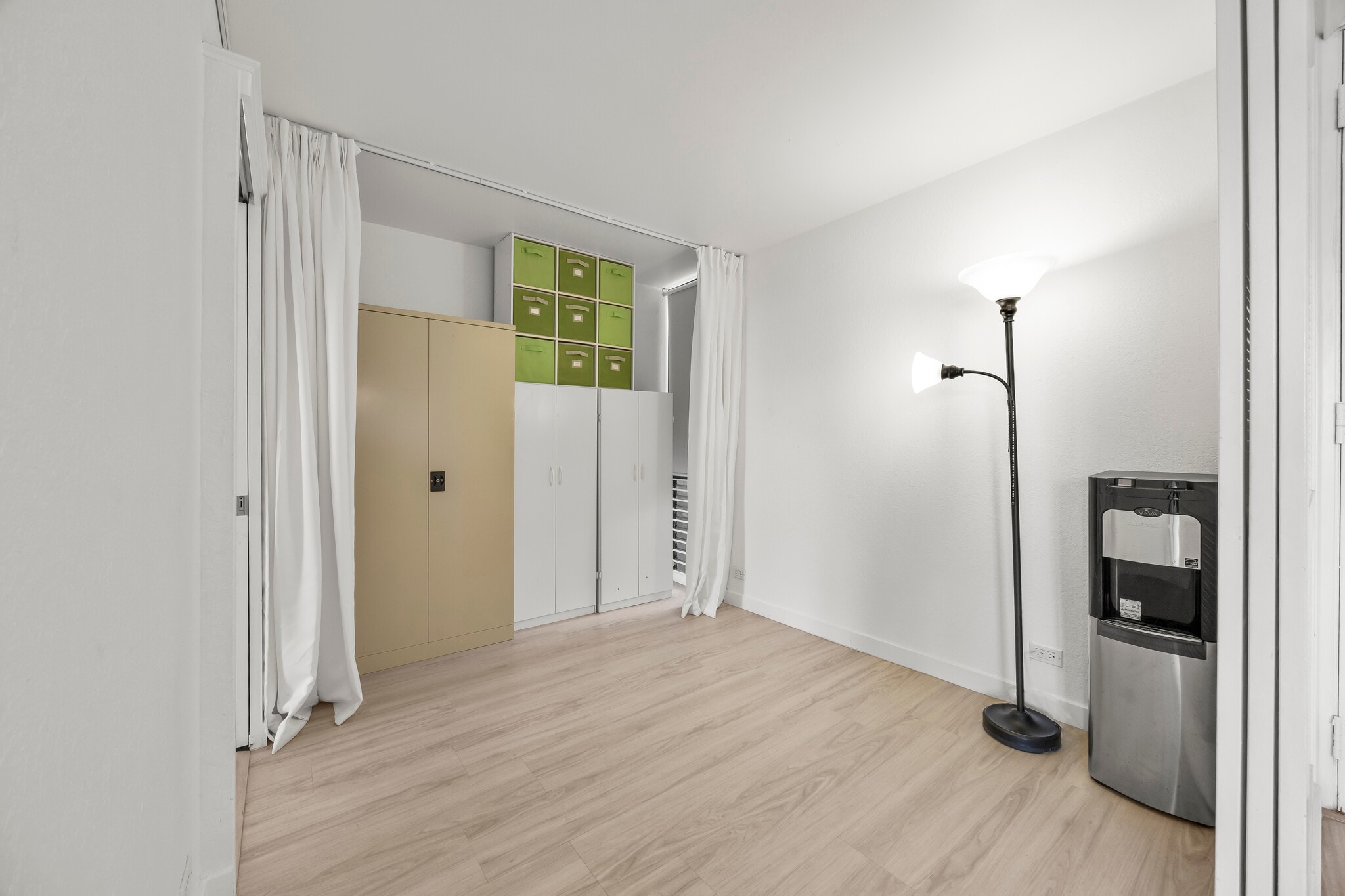 Building Photo - 320 Lili?uokalani Ave