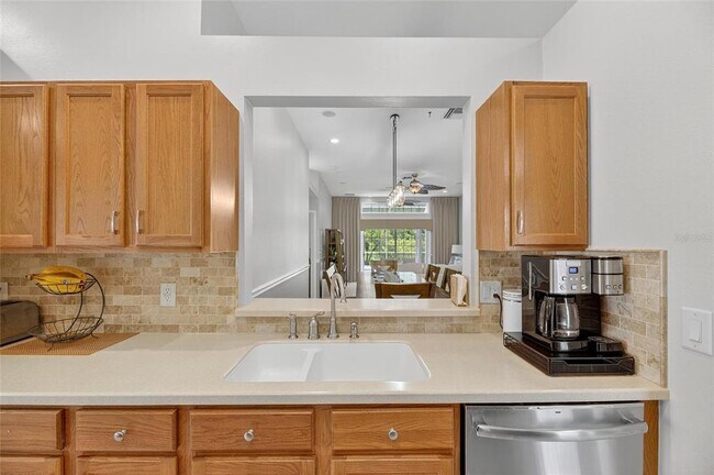 Building Photo - 12414 Cedarfield Dr