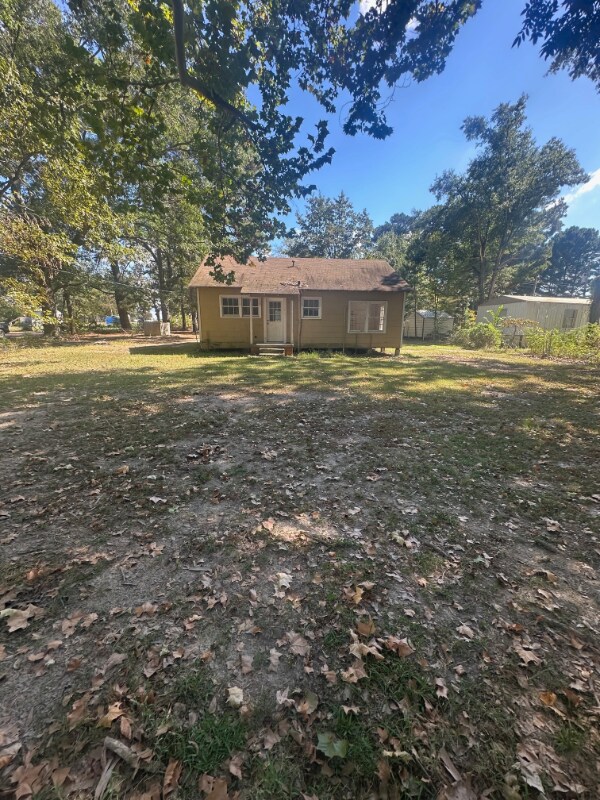 Building Photo - 664 Black Walnut Rd