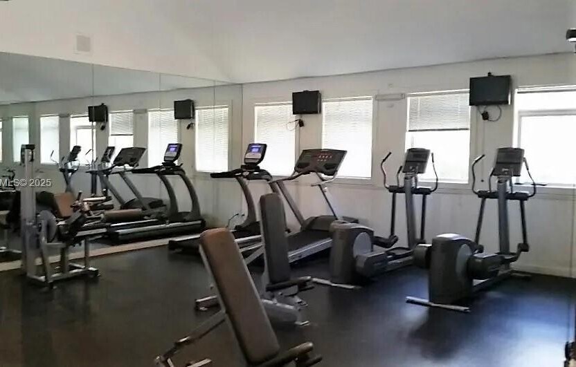 Building Photo - 1705 Palm Cove Blvd