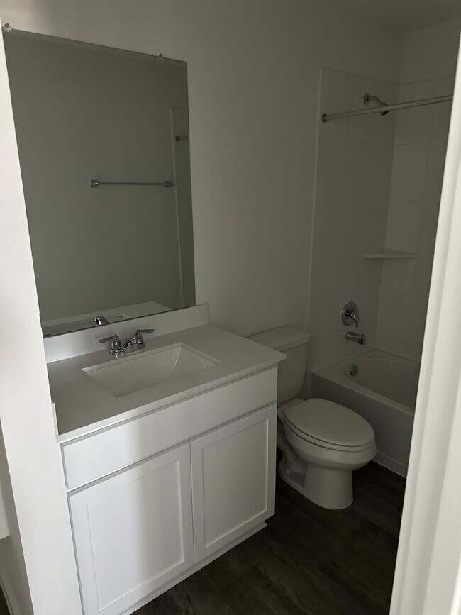 Building Photo - 8027 Marchese Dr