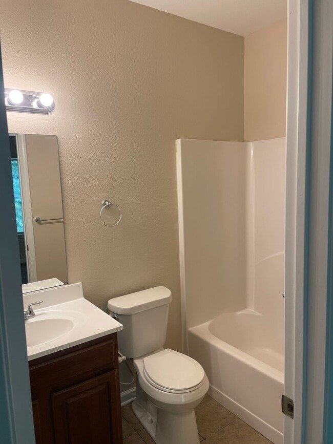 Building Photo - 9327 Cedar Ct