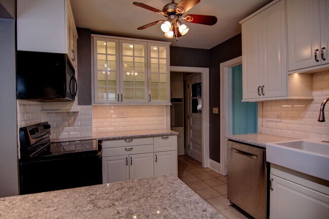 Beautiful lit cabinetry - 5427 Xerxes Ave S