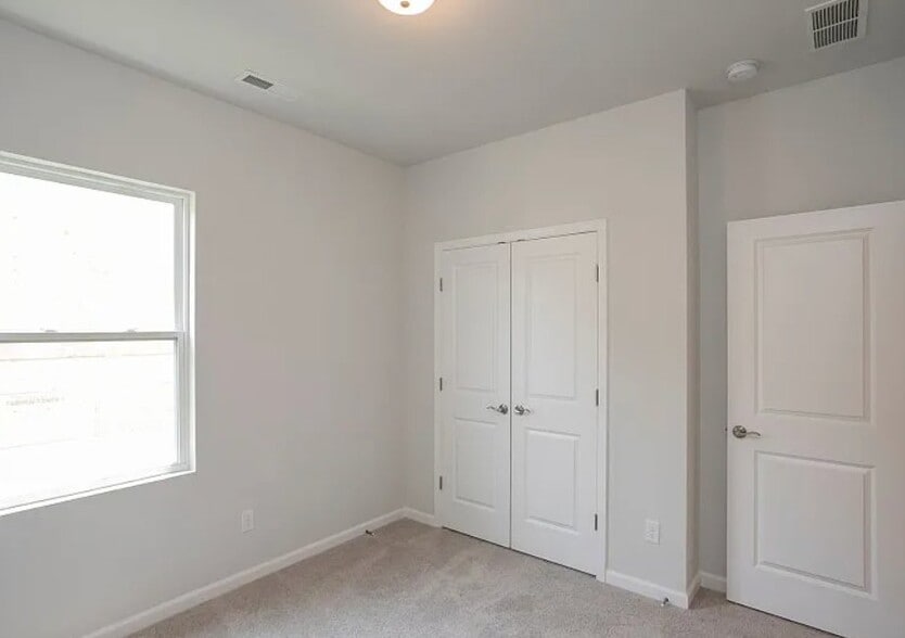 Building Photo - 3707 Clementine Ln