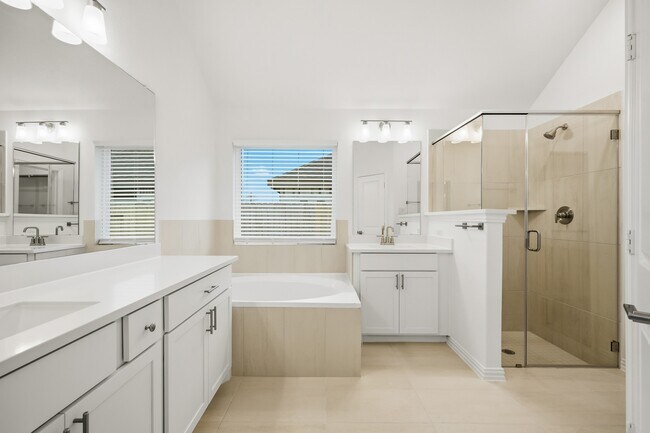 Building Photo - 16634 Villa Del Mar Ln