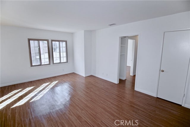 Building Photo - 6951 Simpson Ave