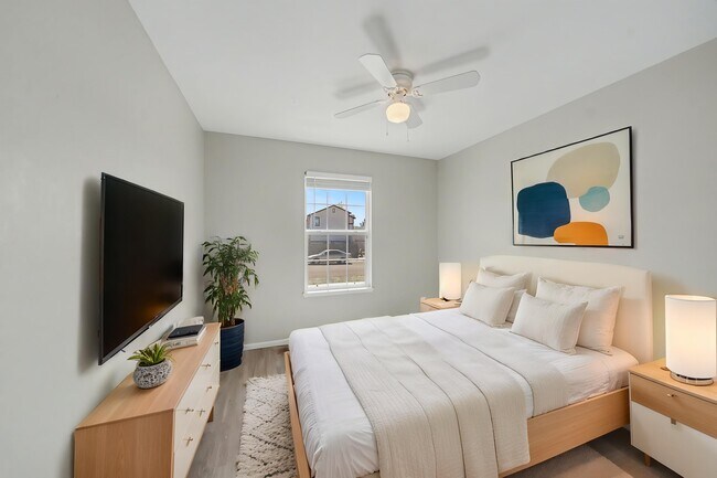 Building Photo - 2326 Klein Pl