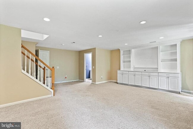 Building Photo - 8416 Cedarcreek Ct