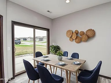 Building Photo - 9625 W Broek Dr