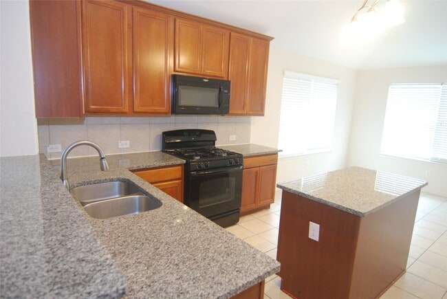 Building Photo - 2834 Lockeridge Pines Dr