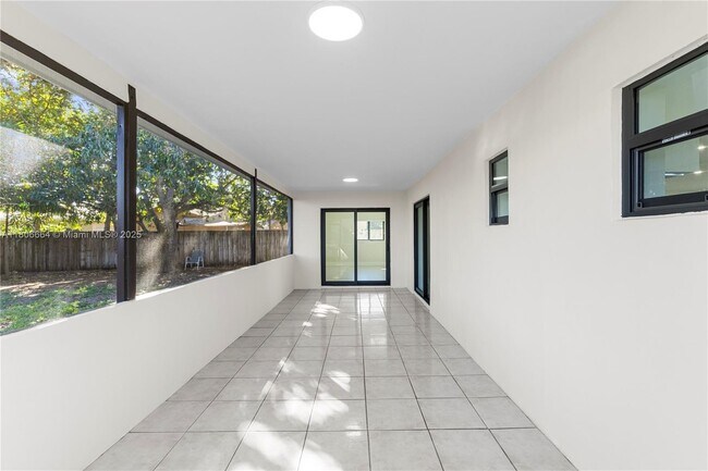 Building Photo - 22274 SW 61st Ave