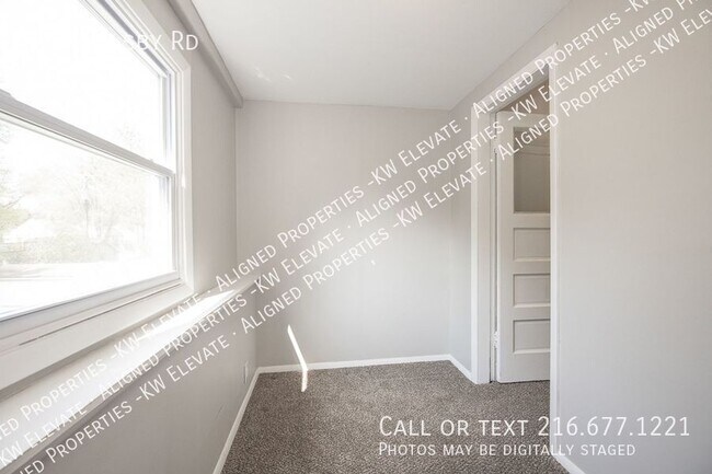 Building Photo - 3774 Silsby Rd