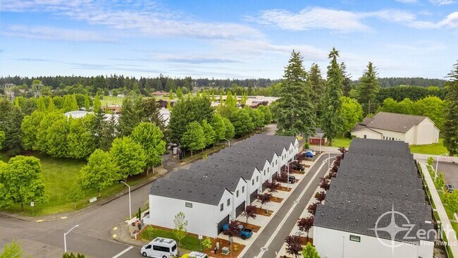 Building Photo - 16314 NE 20th St