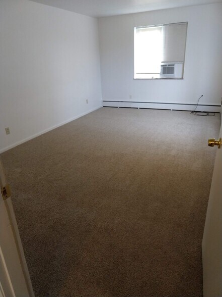 Building Photo - 5361 Plumridge Dr