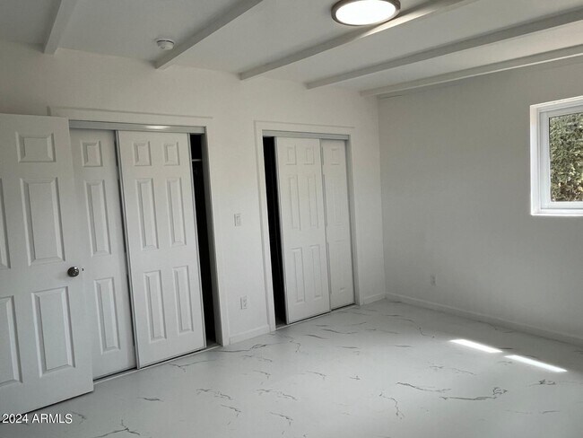 Building Photo - 1421 11th St