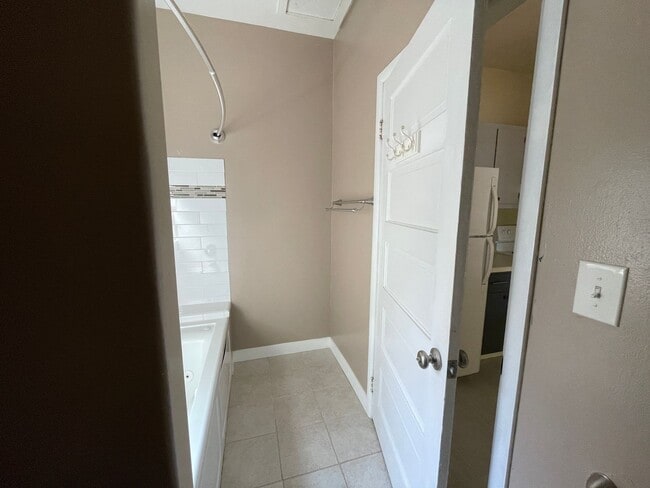 Building Photo - Charming 2 Bedroom, 1 Bath Home in Boise’s...