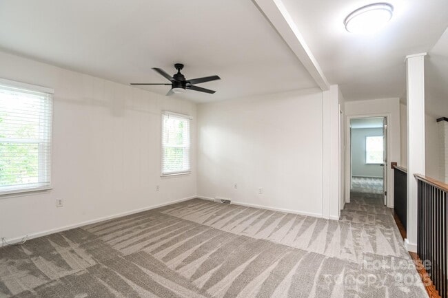 Building Photo - 8506 Ducksbill Dr