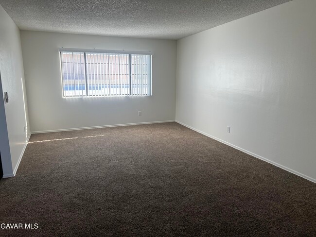 Building Photo - 4202 W Ave L
