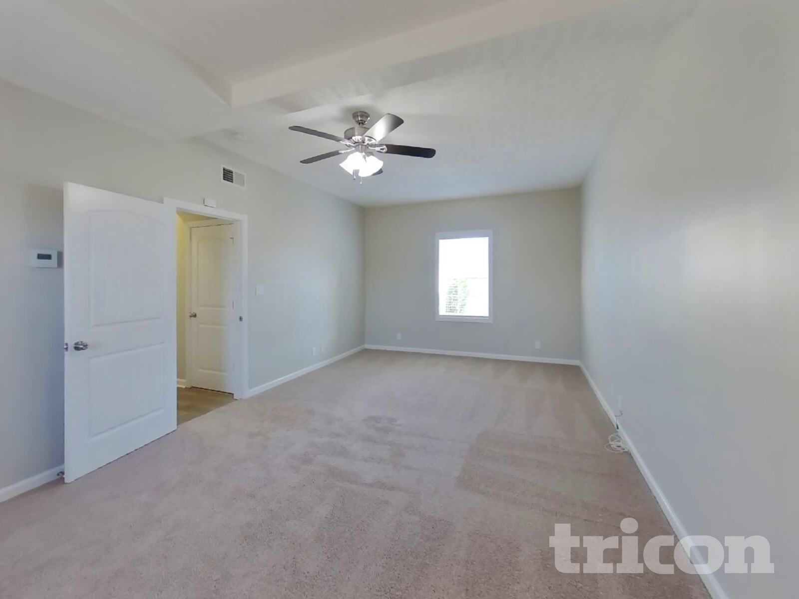 Building Photo - 1457 Mutual Dr