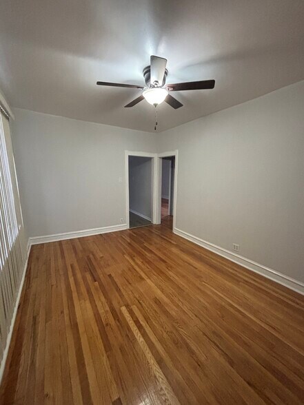 Building Photo - 4028 W Crystal St