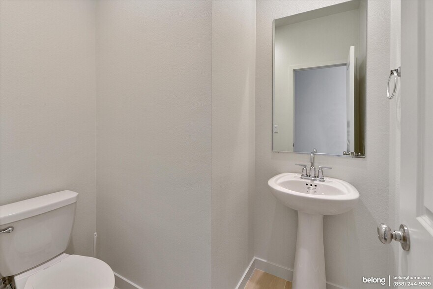 Building Photo - 312 Canoe Ct