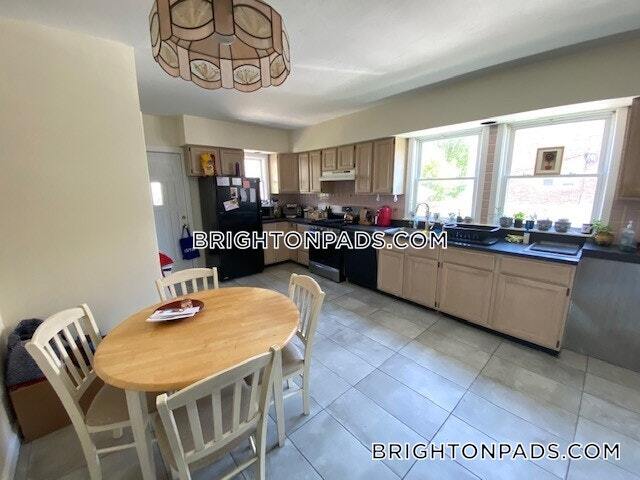 Building Photo - 75 Claymoss Rd