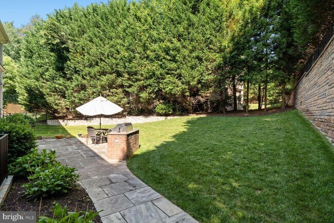 Building Photo - 1577 Maddux Ln