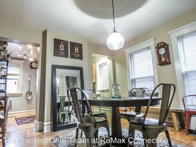 Building Photo - 2 br, 1 bath House - 344 W 2nd Avenue