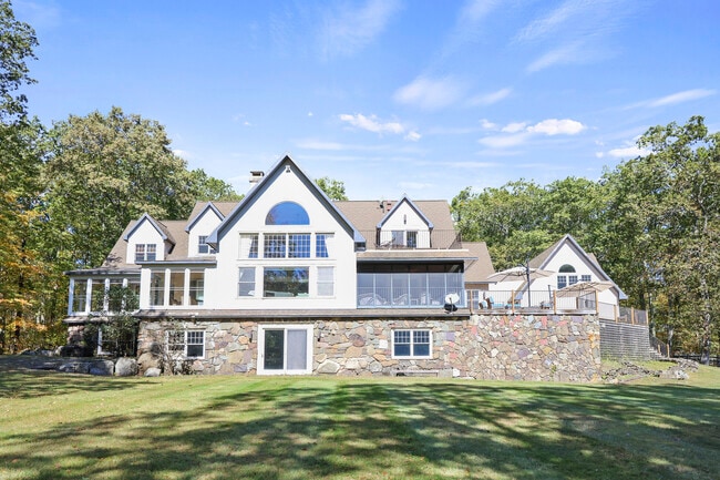 Building Photo - 36 Millard Rd