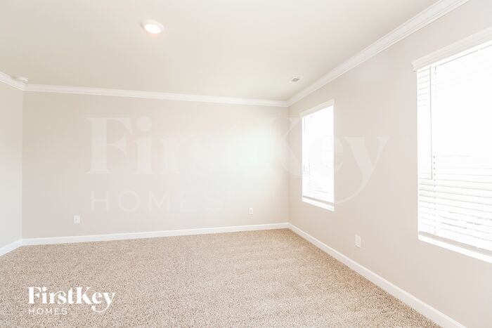Building Photo - 700 Windage Wy